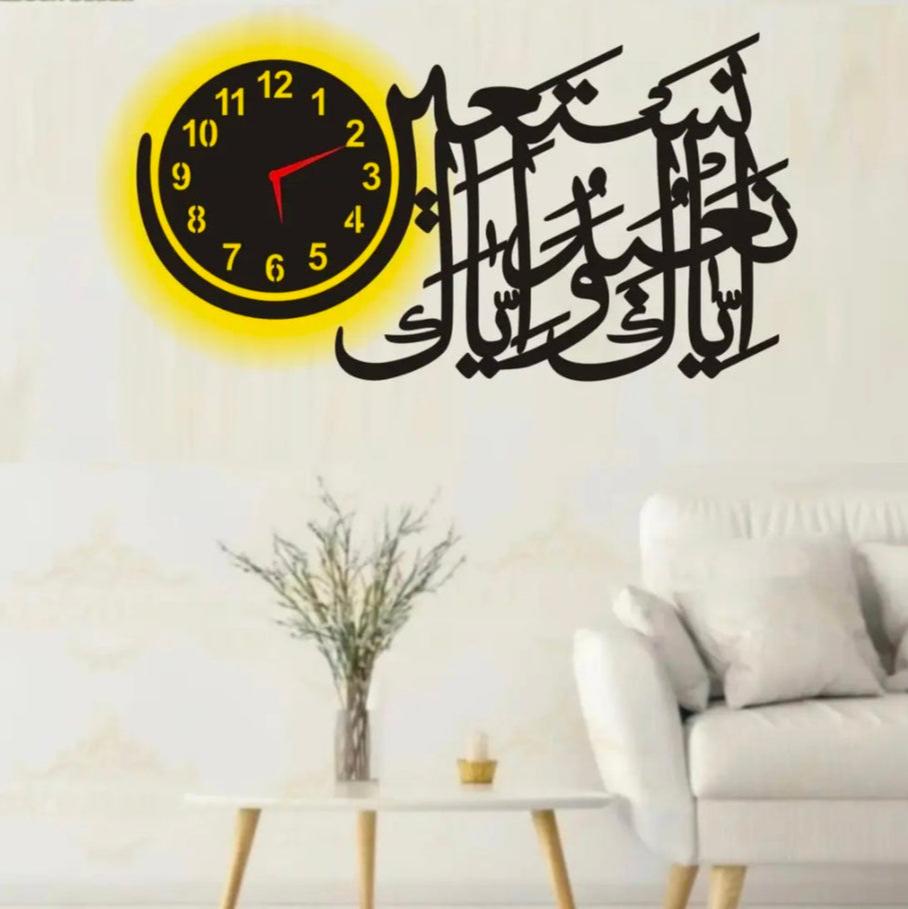 iyaka nabudu waiyaka nastaen wall clock with light - Hamas Decor